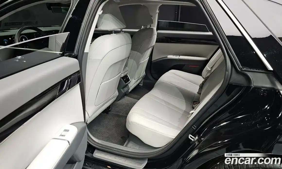 Hyundai Grandeur 2023 1.6 Автомат в Москве № 107930, фото 13