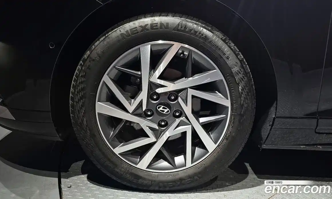 Hyundai Grandeur 2023 1.6 Автомат в Москве № 107930, фото 5