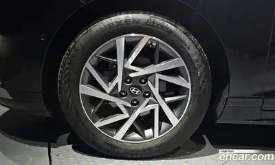 Hyundai Grandeur 2023 1.6 Автомат в Москве № 107930, миниатюра 5