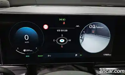 Hyundai Grandeur 2023 1.6 Автомат в Москве № 107930, миниатюра 8