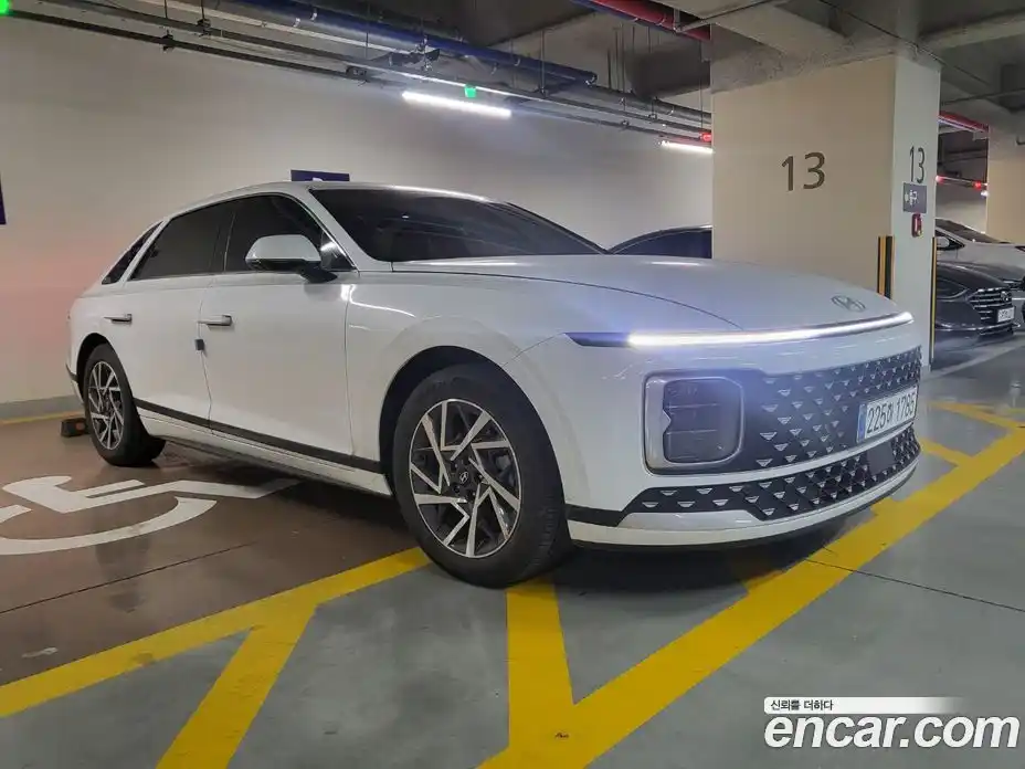 Hyundai Grandeur 2025 1.6 Автомат в Москве № 108100, фото 3