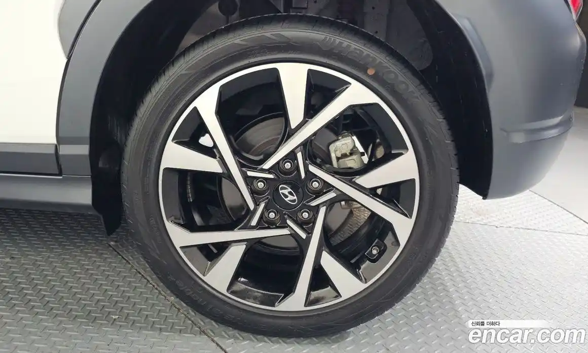 Hyundai Kona 2022 1.6 Автомат в Москве № 108692, фото 5