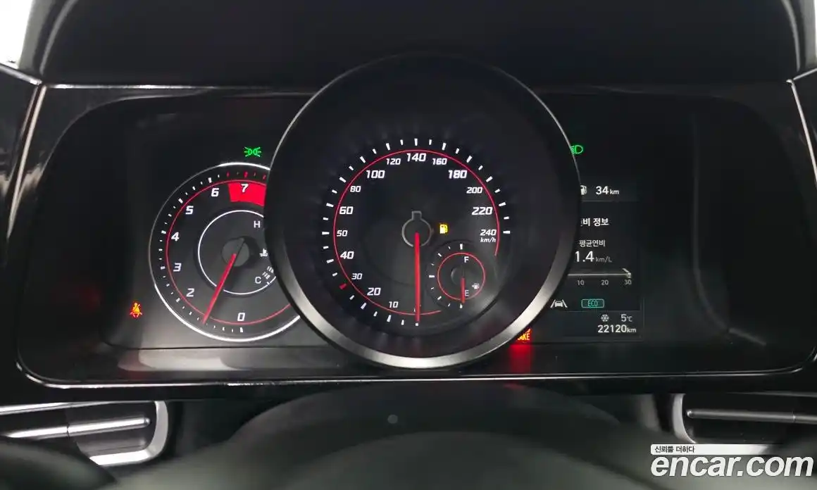 Hyundai Avante 2021 1.6 Автомат в Москве № 108728, фото 16