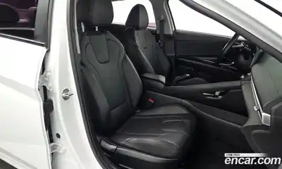 Hyundai Avante 2021 1.6 Автомат в Москве № 108728, миниатюра 8