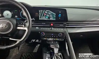 Hyundai Avante 2024 1.6 Автомат в Москве № 109784, миниатюра 11