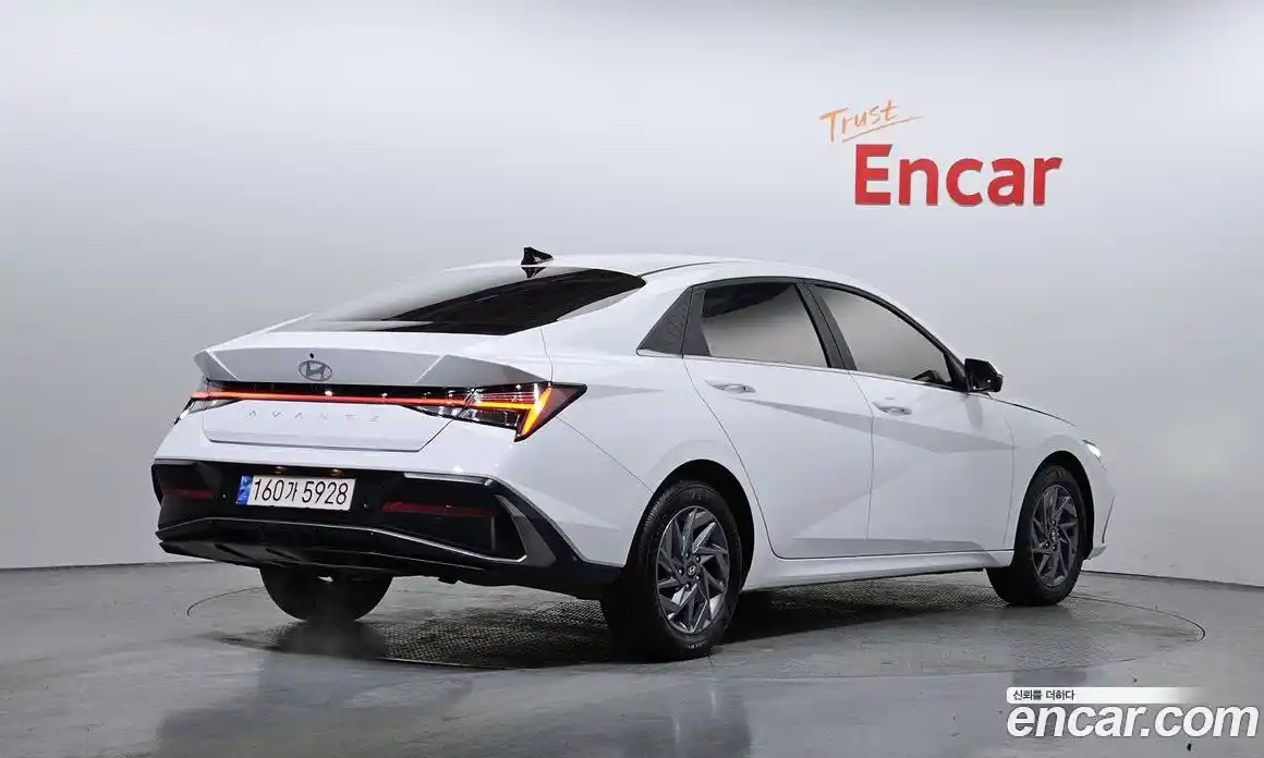 Hyundai Avante 2024 1.6 Автомат в Москве № 109784, фото 10