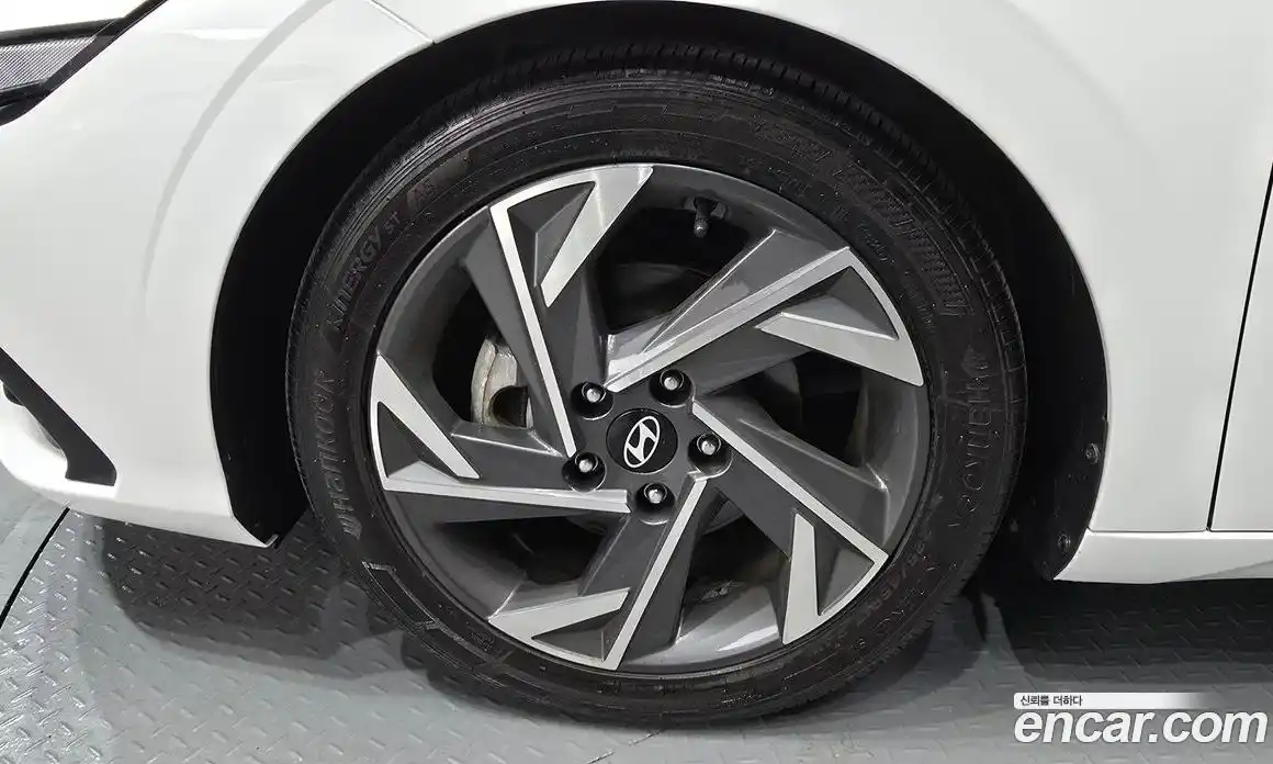 Hyundai Avante 2024 1.6 Автомат в Москве № 113254, фото 8