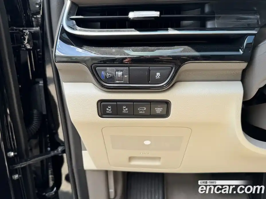 Kia Canival 2025 3.5 Автомат в Москве № 113937, фото 11