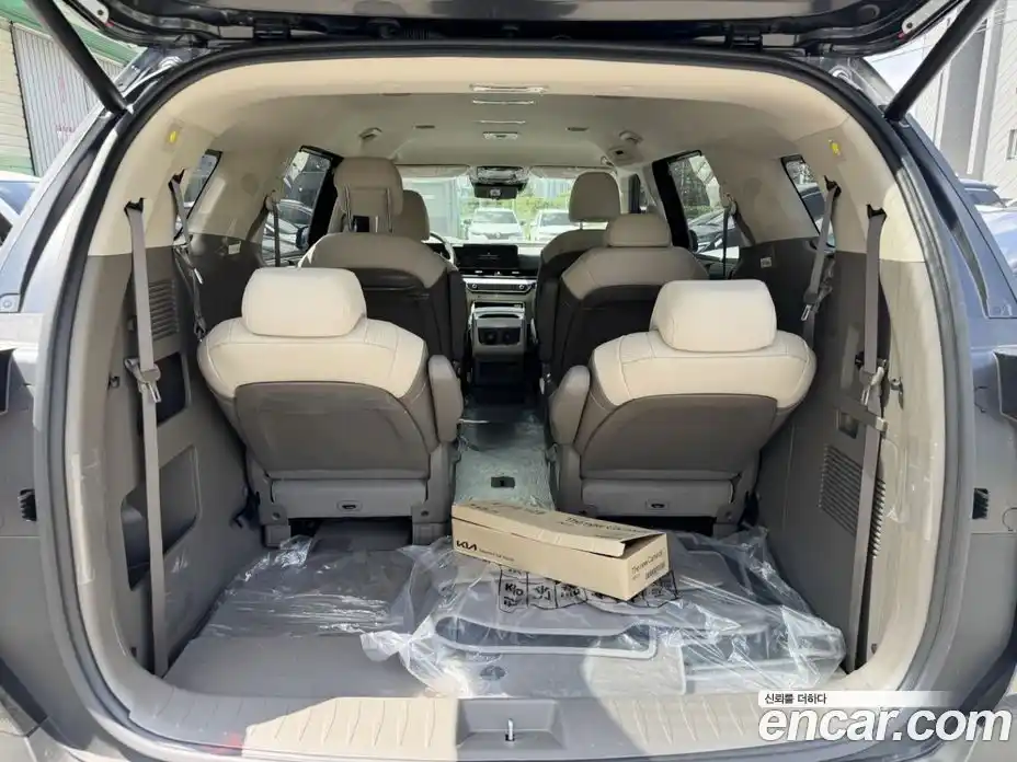 Kia Canival 2025 3.5 Автомат в Москве № 113937, фото 20