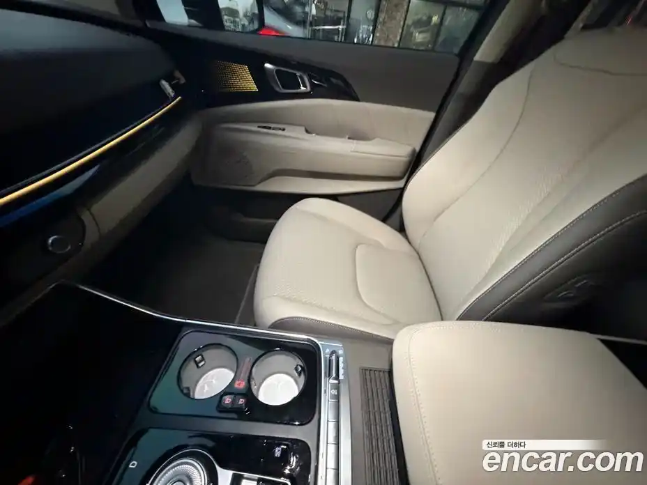 Kia Canival 2025 1.6 Автомат в Москве № 114721, фото 15