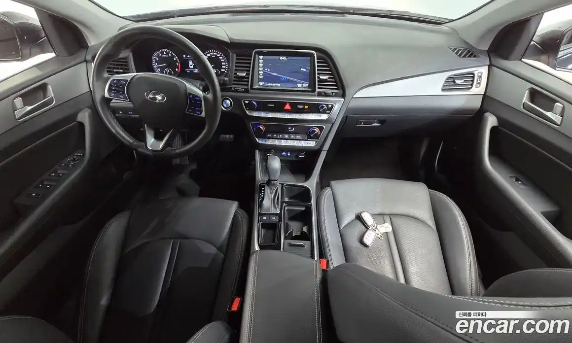 Hyundai Sonata 2019 2.0 Автомат в Москве № 119447, фото 8