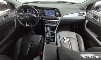 Hyundai Sonata 2019 2.0 Автомат в Москве № 119447, миниатюра 8