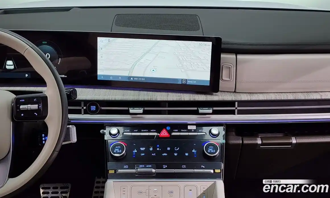 Hyundai Santa Fe 2024 1.6 Автомат в Москве № 119958, фото 11