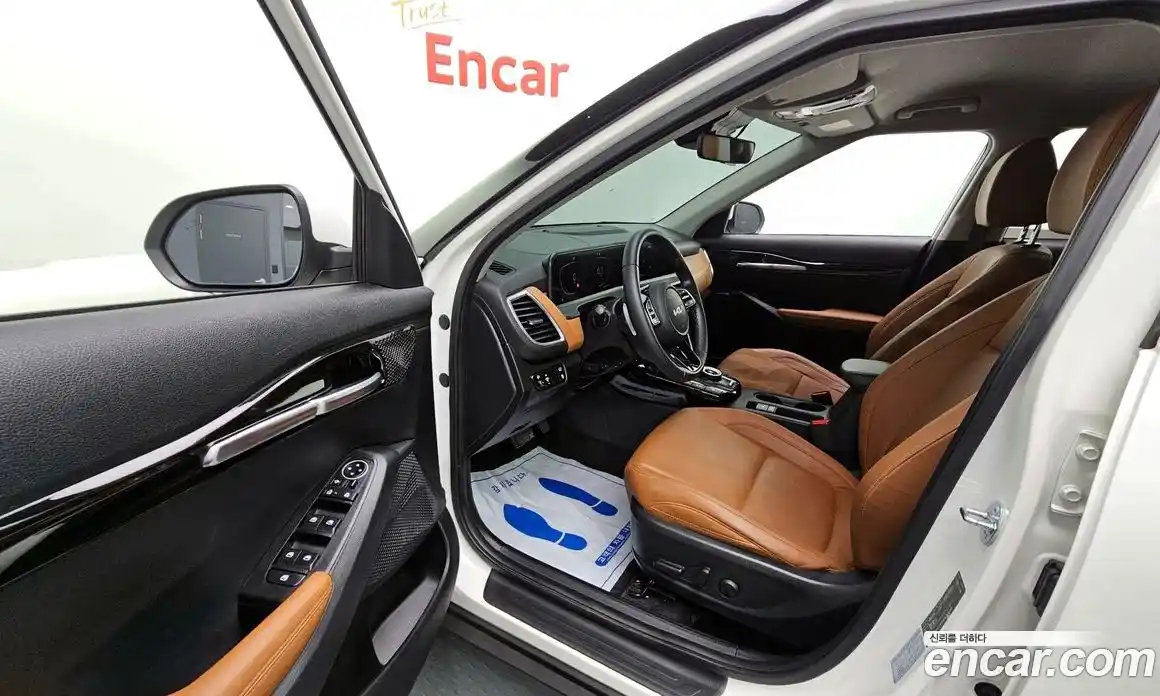 Kia Seltos 2023 1.6 Автомат в Москве № 120304, фото 11