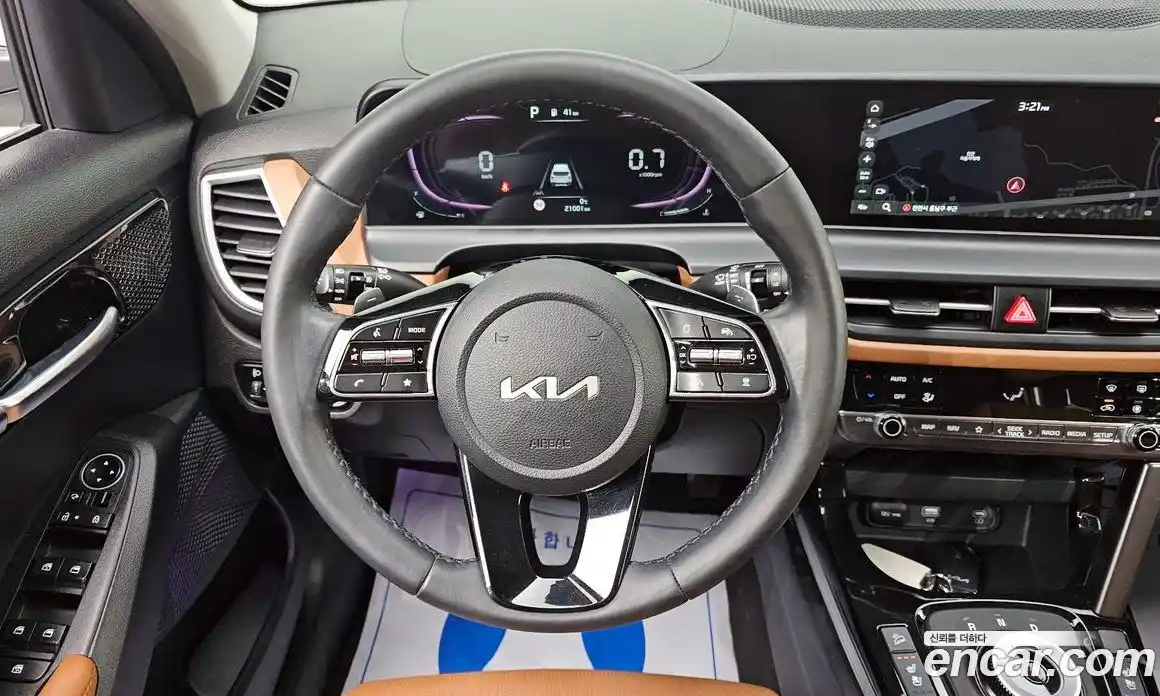 Kia Seltos 2023 1.6 Автомат в Москве № 120304, фото 16