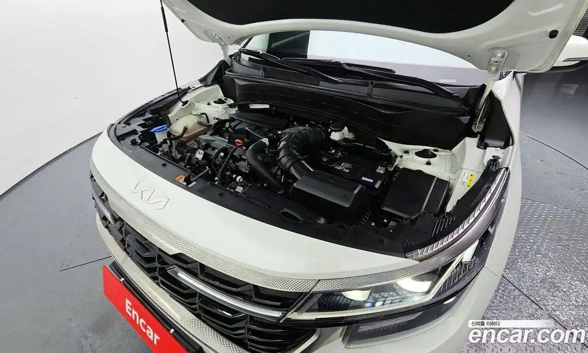 Kia Seltos 2023 1.6 Автомат в Москве № 120304, фото 19