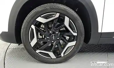 Kia Seltos 2023 1.6 Автомат в Москве № 120304, миниатюра 5