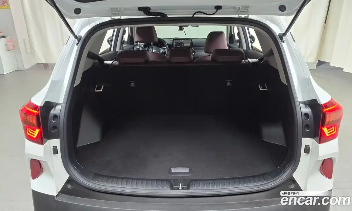 Kia Seltos 2022 1.6 Автомат в Москве № 120753, фото 19