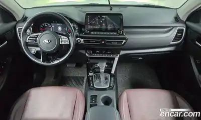 Kia Seltos 2022 1.6 Автомат в Москве № 120753, миниатюра 10