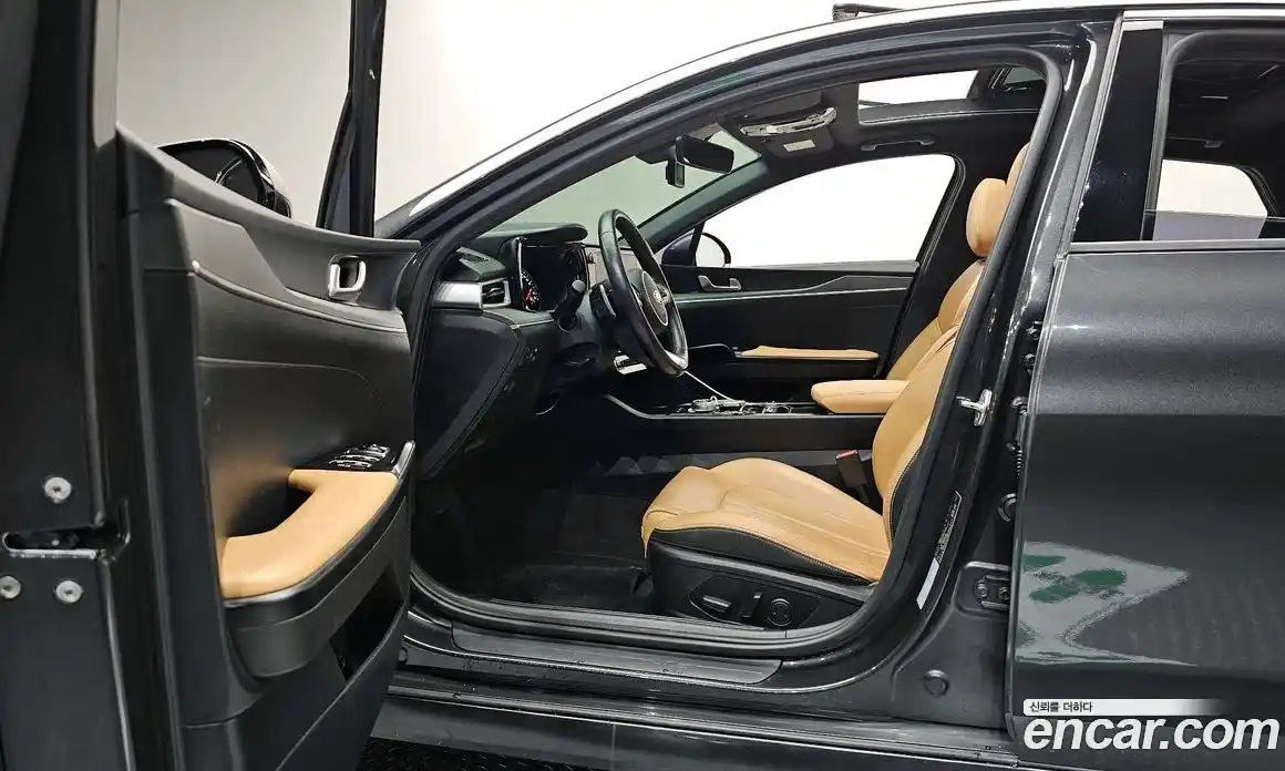 Kia K5 2021 2.0 Автомат в Москве № 120777, фото 13