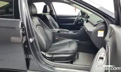 Hyundai Sonata 2024 2.0 Автомат в Москве № 122905, миниатюра 2