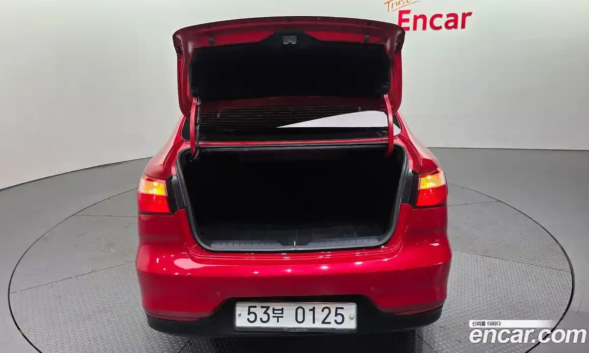 Kia Pride 2015 1.4 Автомат в Москве № 123971, фото 19