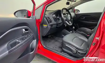 Kia Pride 2015 1.4 Автомат в Москве № 123971, миниатюра 3