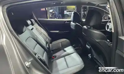 Kia Sportage 2018 2.0 Автомат в Москве № 12410, миниатюра 4