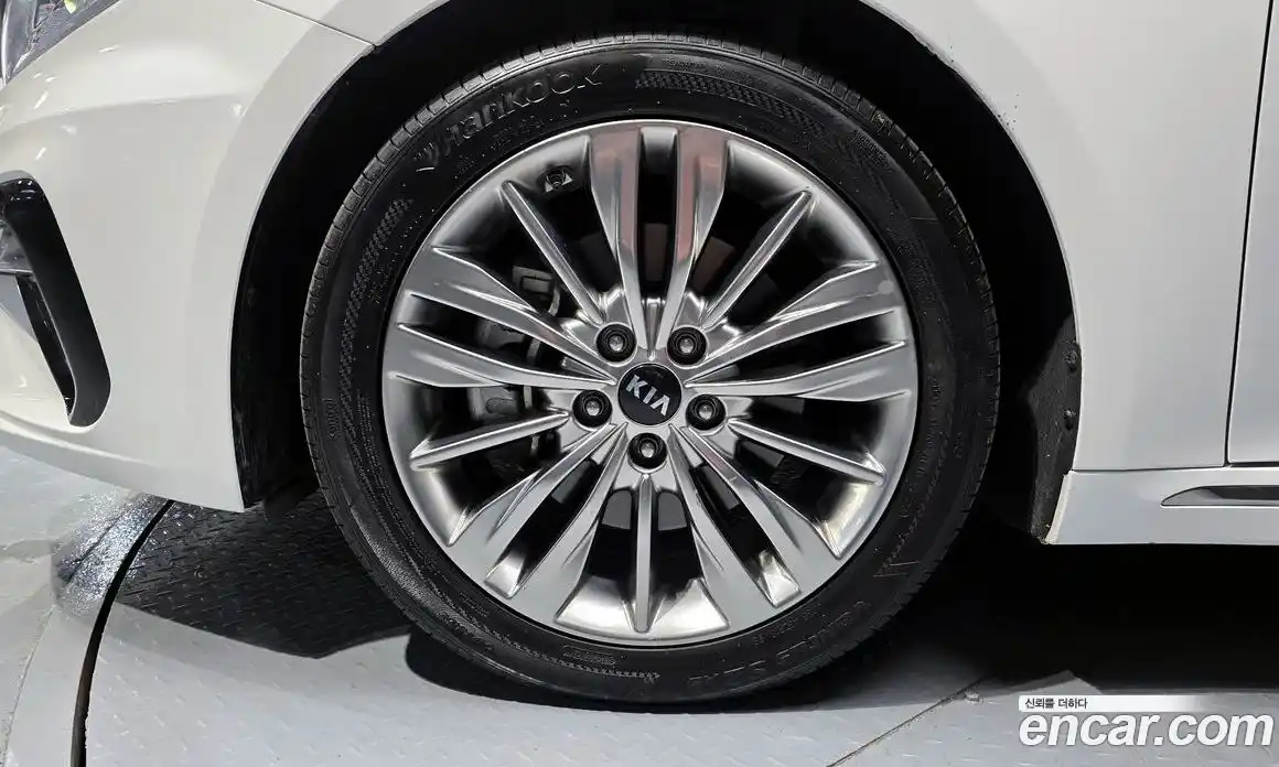 Kia K5 2019 2.0 Автомат в Москве № 124186, фото 11