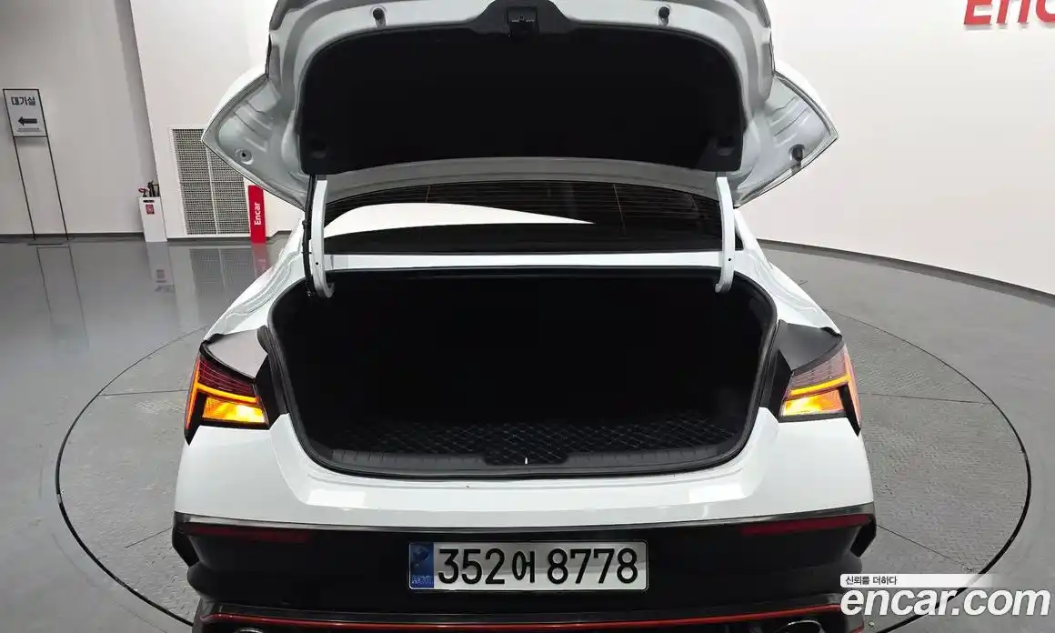 Hyundai Avante 2024 1.6 Автомат в Москве № 125654, фото 6