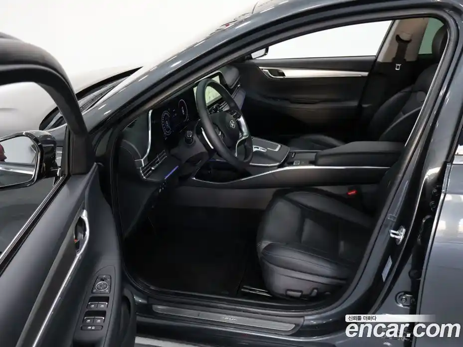 Hyundai Grandeur 2022 2.5 Автомат в Москве № 125910, фото 9