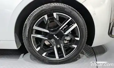 Kia K8 2025 1.6 Автомат в Москве № 129279, миниатюра 5