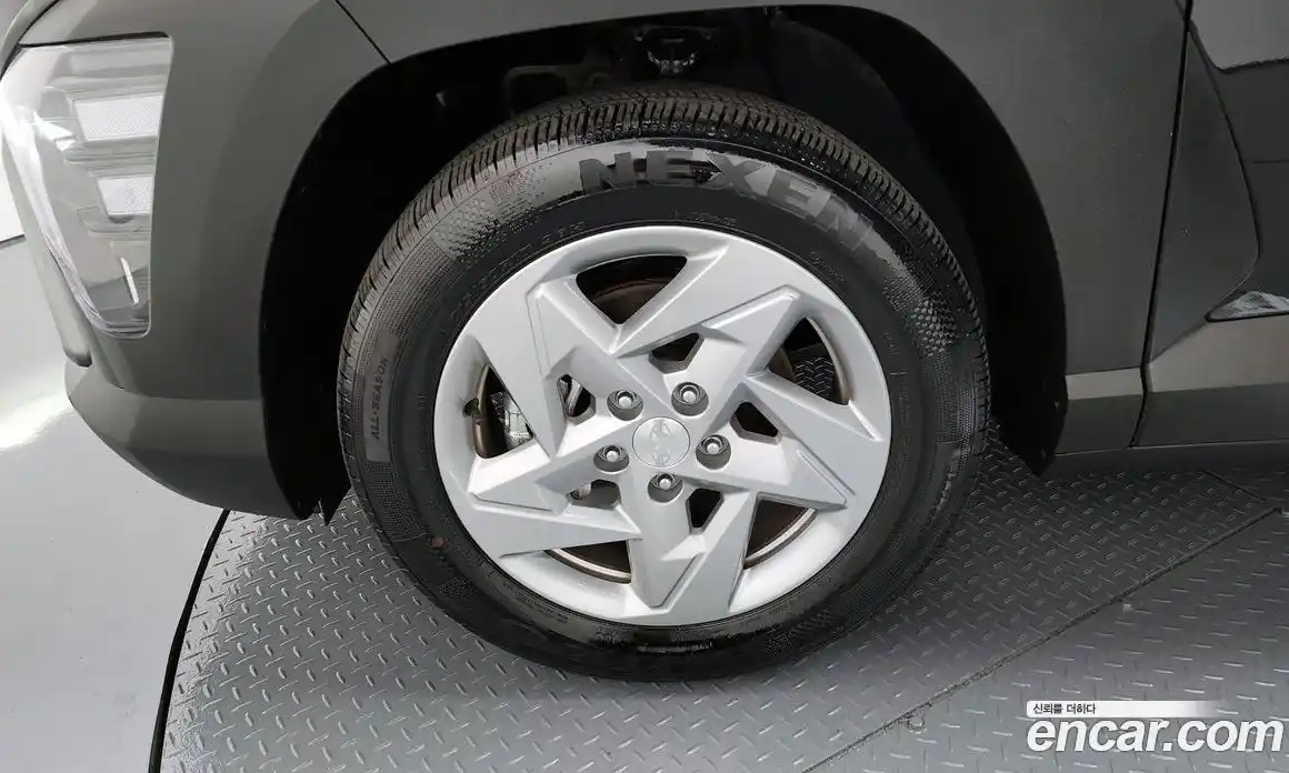 Hyundai Kona 2025 1.6 Автомат в Москве № 129726, фото 3