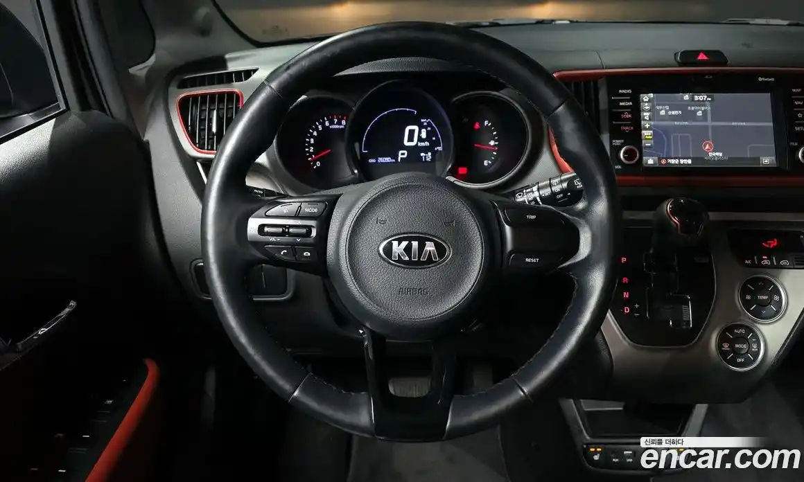 Kia Ray 2018 1.0 Автомат в Москве № 131946, фото 14