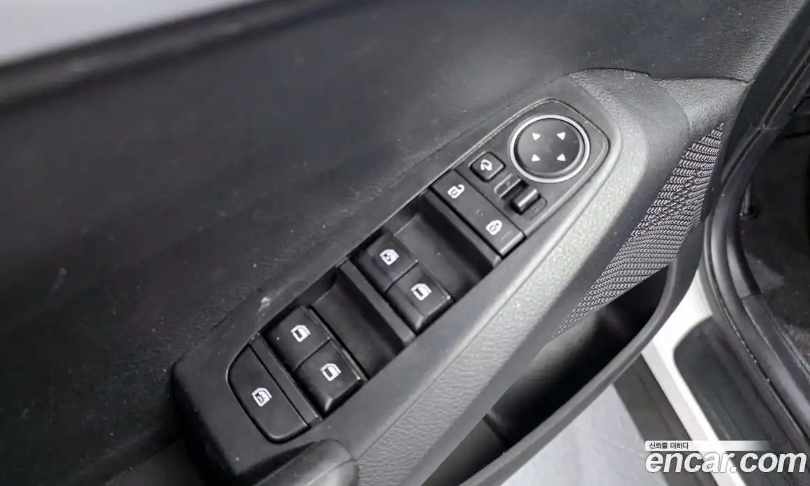 Kia Seltos 2022 1.6 Автомат в Москве № 132396, фото 15