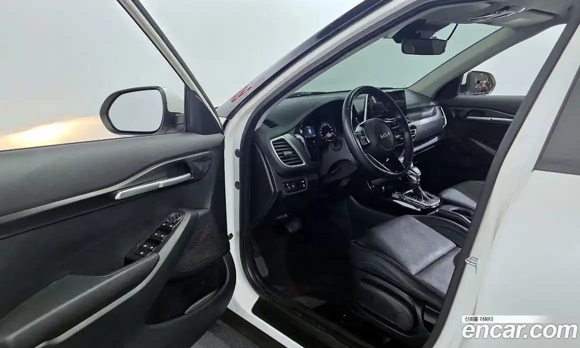 Kia Seltos 2022 1.6 Автомат в Москве № 132396, фото 19