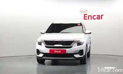 Kia Seltos 2022 1.6 Автомат в Москве № 132396, миниатюра 2