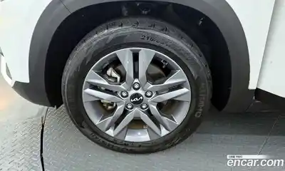 Kia Seltos 2022 1.6 Автомат в Москве № 132396, миниатюра 3