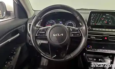 Kia Seltos 2022 1.6 Автомат в Москве № 132396, миниатюра 7