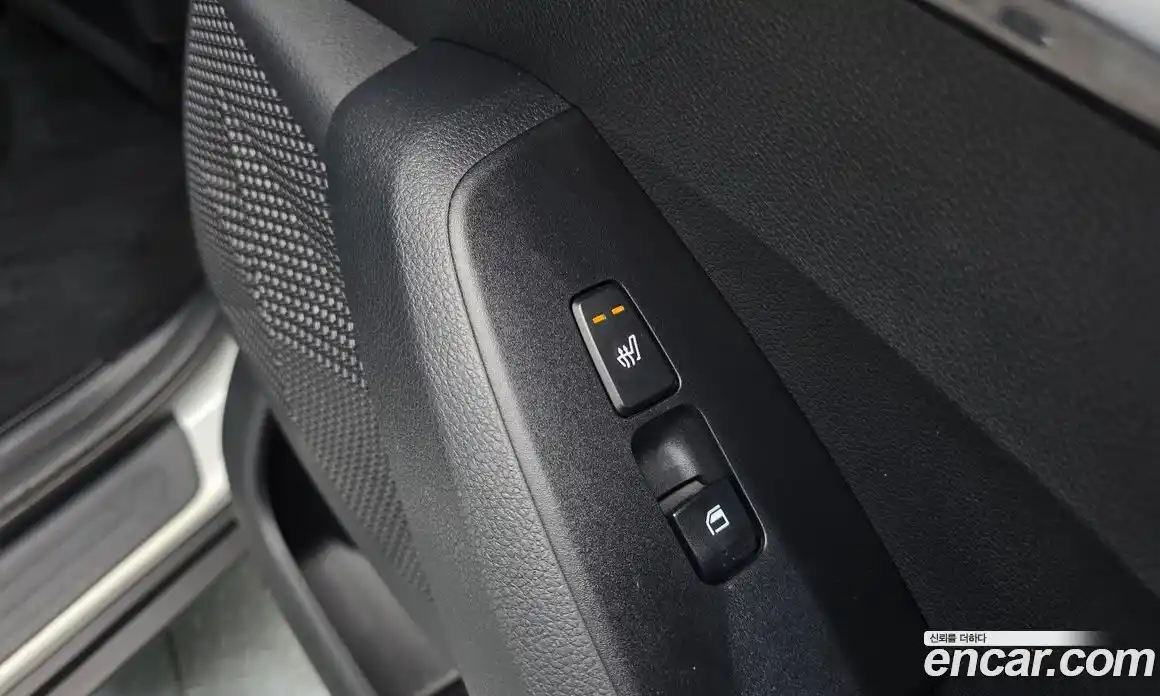 Kia Seltos 2023 1.6 Автомат в Москве № 132874, фото 16