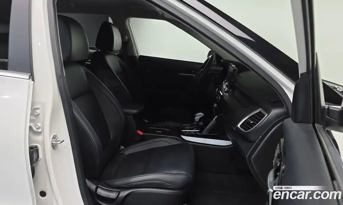 Kia Seltos 2023 1.6 Автомат в Москве № 132874, фото 17