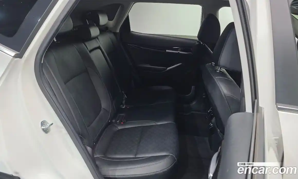 Kia Seltos 2023 1.6 Автомат в Москве № 132874, фото 20