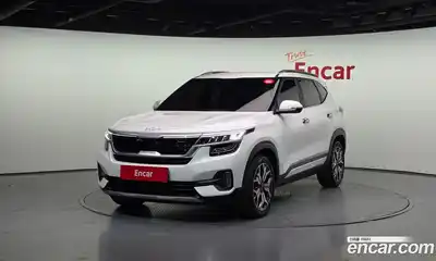 Kia Seltos 2023 1.6 Автомат в Москве № 132874, миниатюра 2