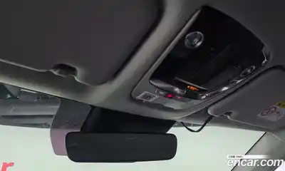 Kia Seltos 2023 1.6 Автомат в Москве № 132874, миниатюра 3