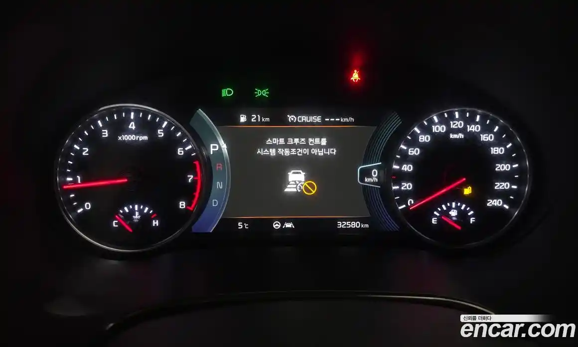 Kia Seltos 2023 1.6 Автомат в Москве № 132874, фото 10