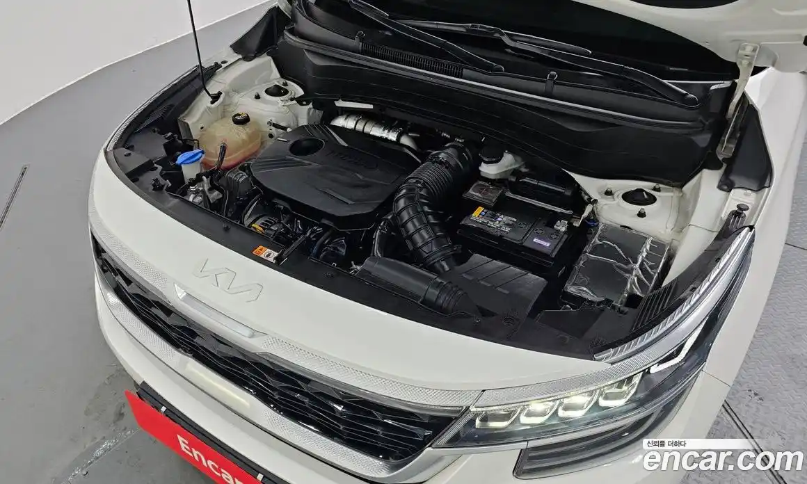 Kia Seltos 2023 1.6 Автомат в Москве № 133218, фото 12