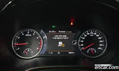 Kia Seltos 2023 1.6 Автомат в Москве № 133218, миниатюра 7