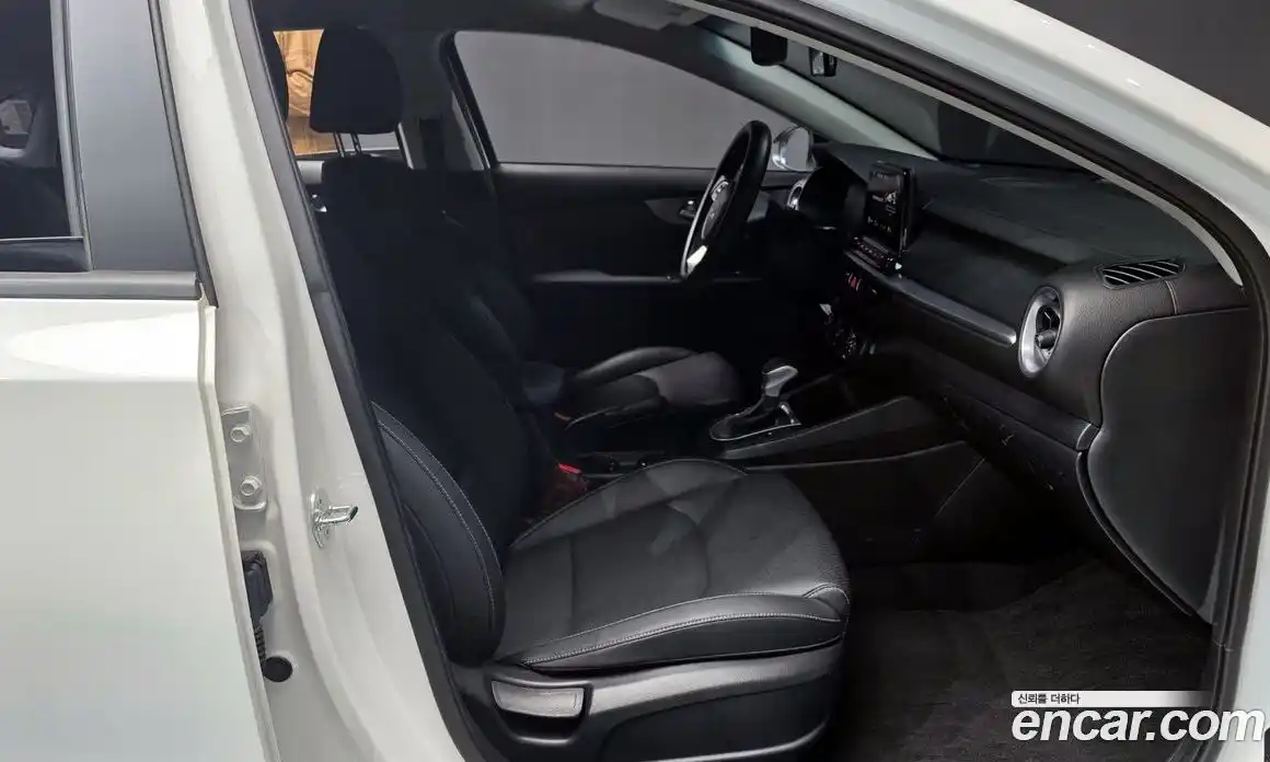 Kia K3 2023 1.6 Автомат в Москве № 133479, фото 14