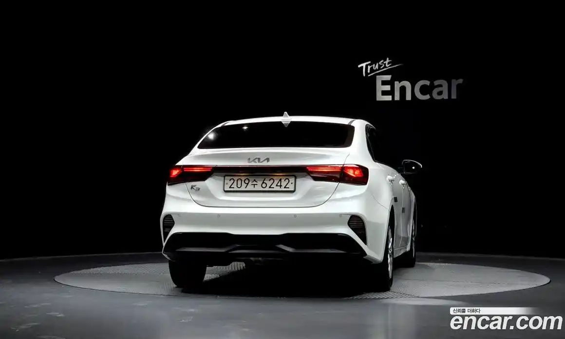 Kia K3 2023 1.6 Автомат в Москве № 133479, фото 19