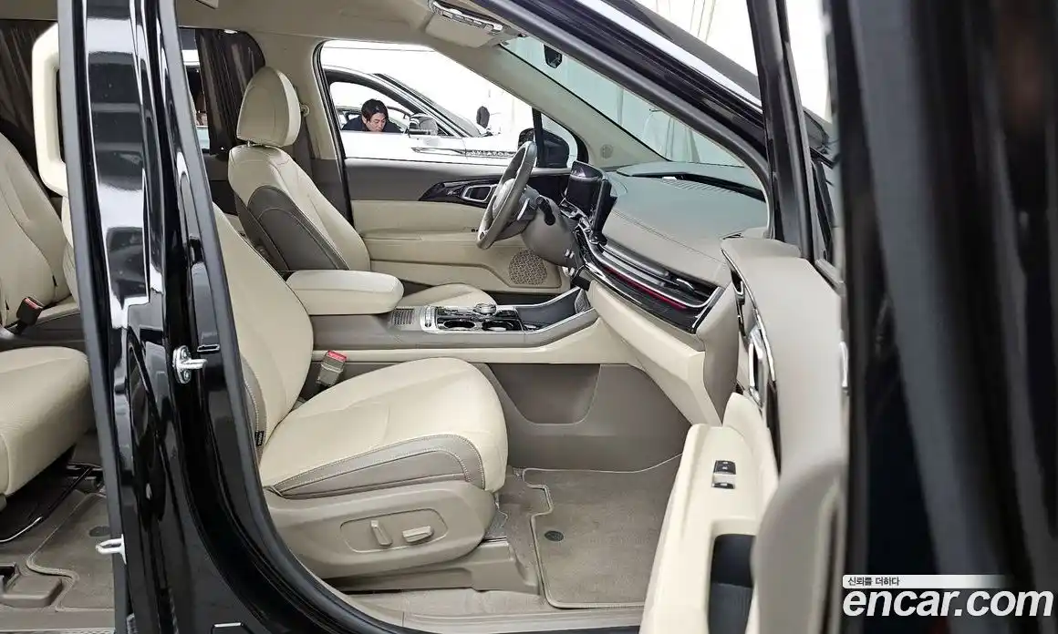 Kia Canival 2024 3.5 Автомат в Москве № 133589, фото 11